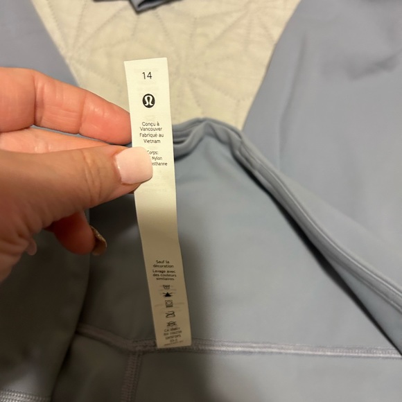 NWT Lululemon Align High Rise Mini Flare Pant  Size 14 Blue - Picture 6 of 7